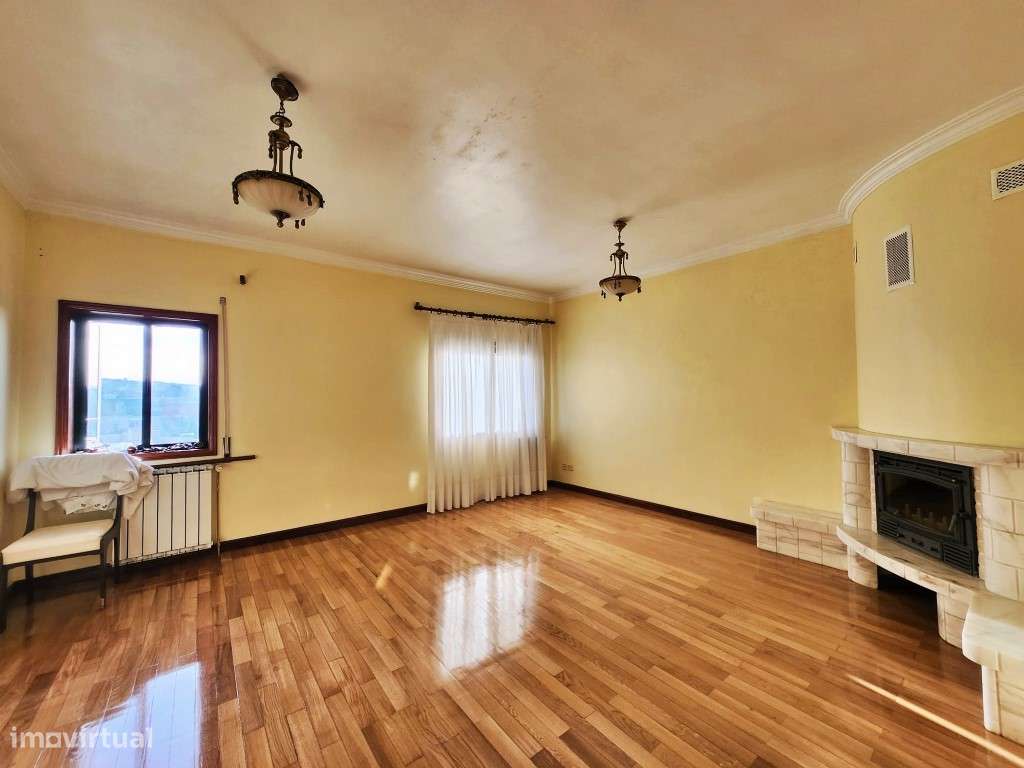 Imperdível Moradia T2+1 em Campanhã - Grande imagem: 2/23