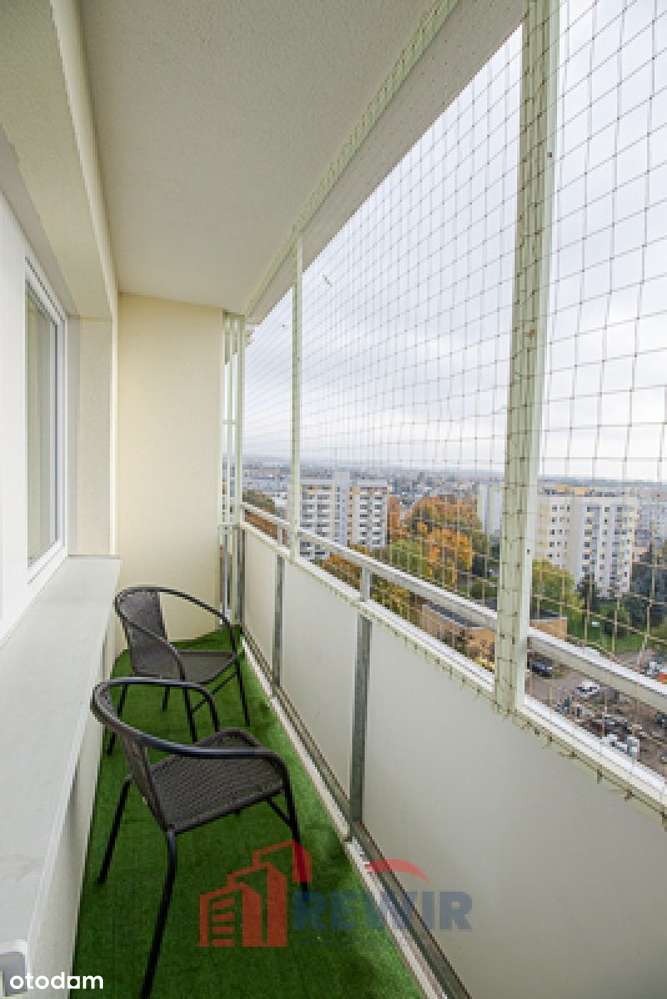 Kawalerka z dużym balkonem na 10 piętrze-7