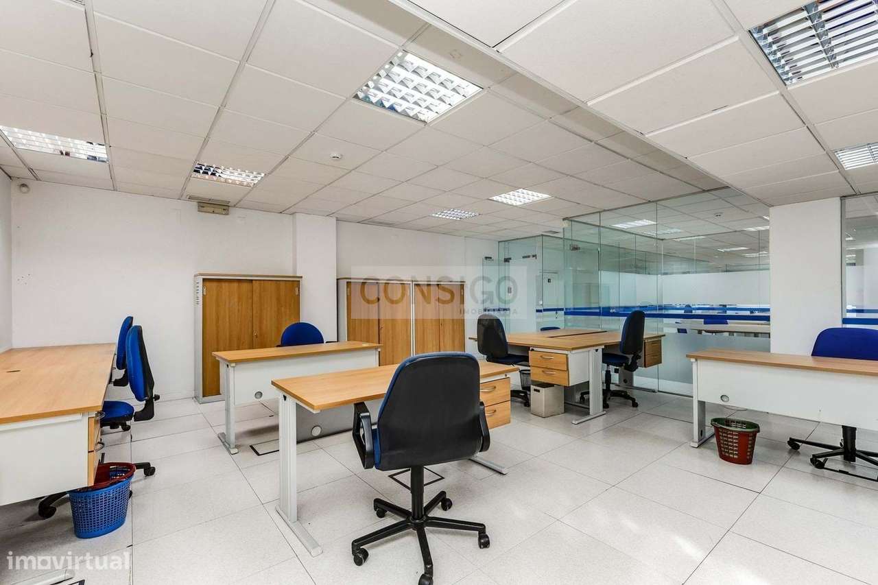 Espaço Comercial Moderno em Algés-27