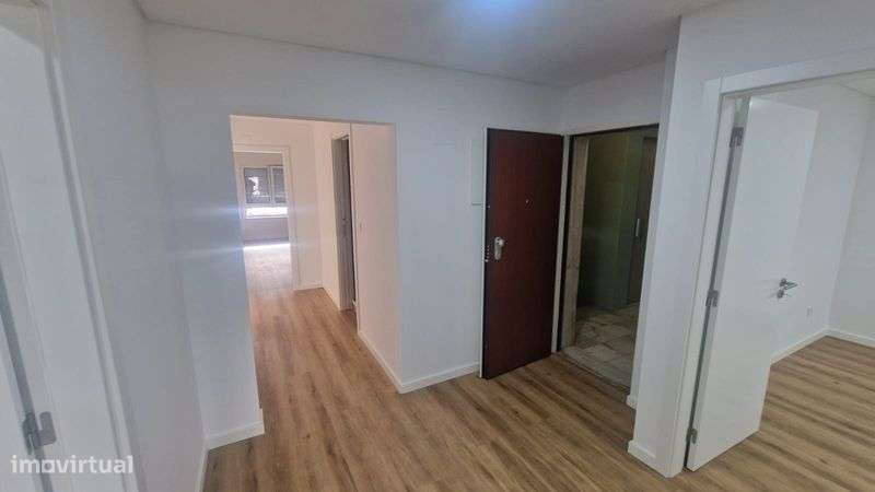 Apartamento T3  todo remodelado - Grande imagem: 4/12