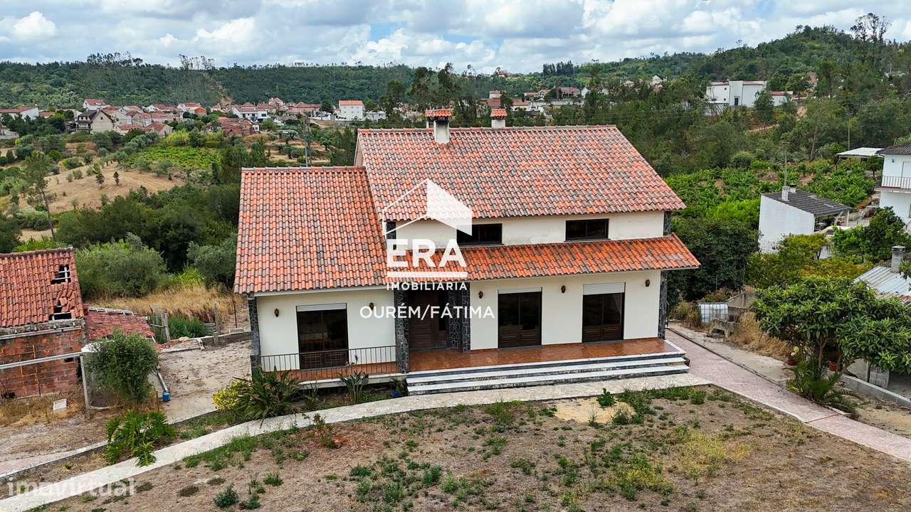Moradia T5 no Olival, Ourém-52