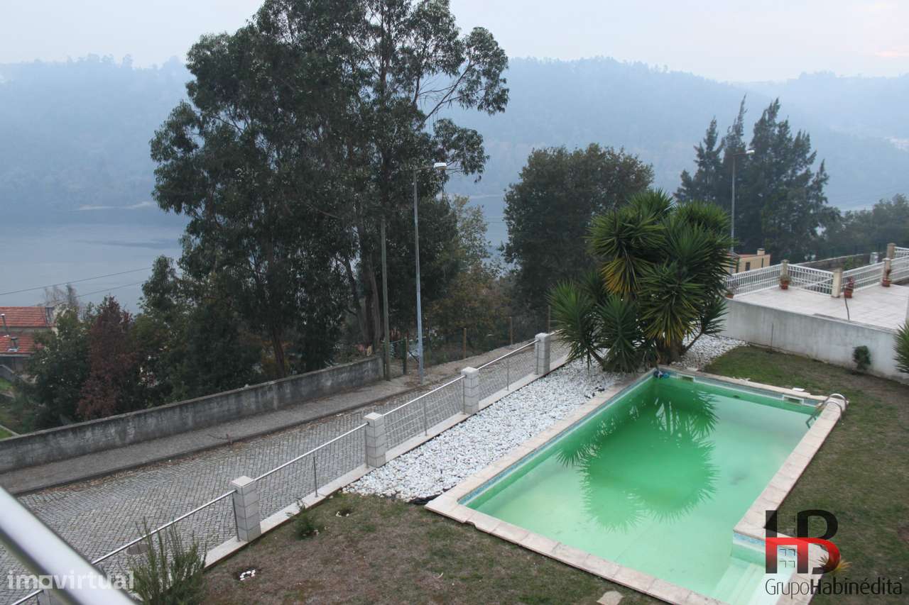 Moradia T5 Venda em Gondomar (São Cosme), Valbom e Jovim,Gondomar - Grande imagem: 1/24