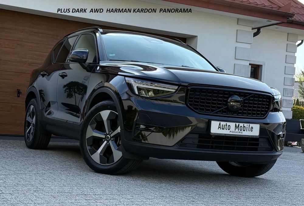 Volvo XC40 B4 B AWD DKG Plus Dark 2023