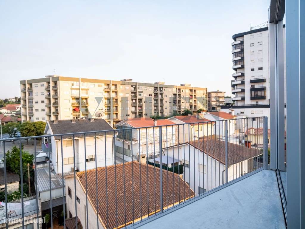 Apartamento T3 Duplex Mobilado no Centro da Cidade - Edifício Novo ...-23