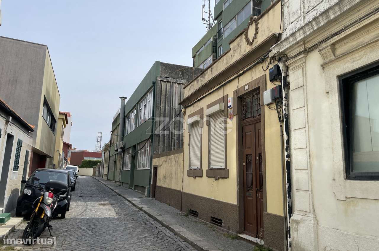 Moradia na segunda linha de mar - Grande imagem: 2/10