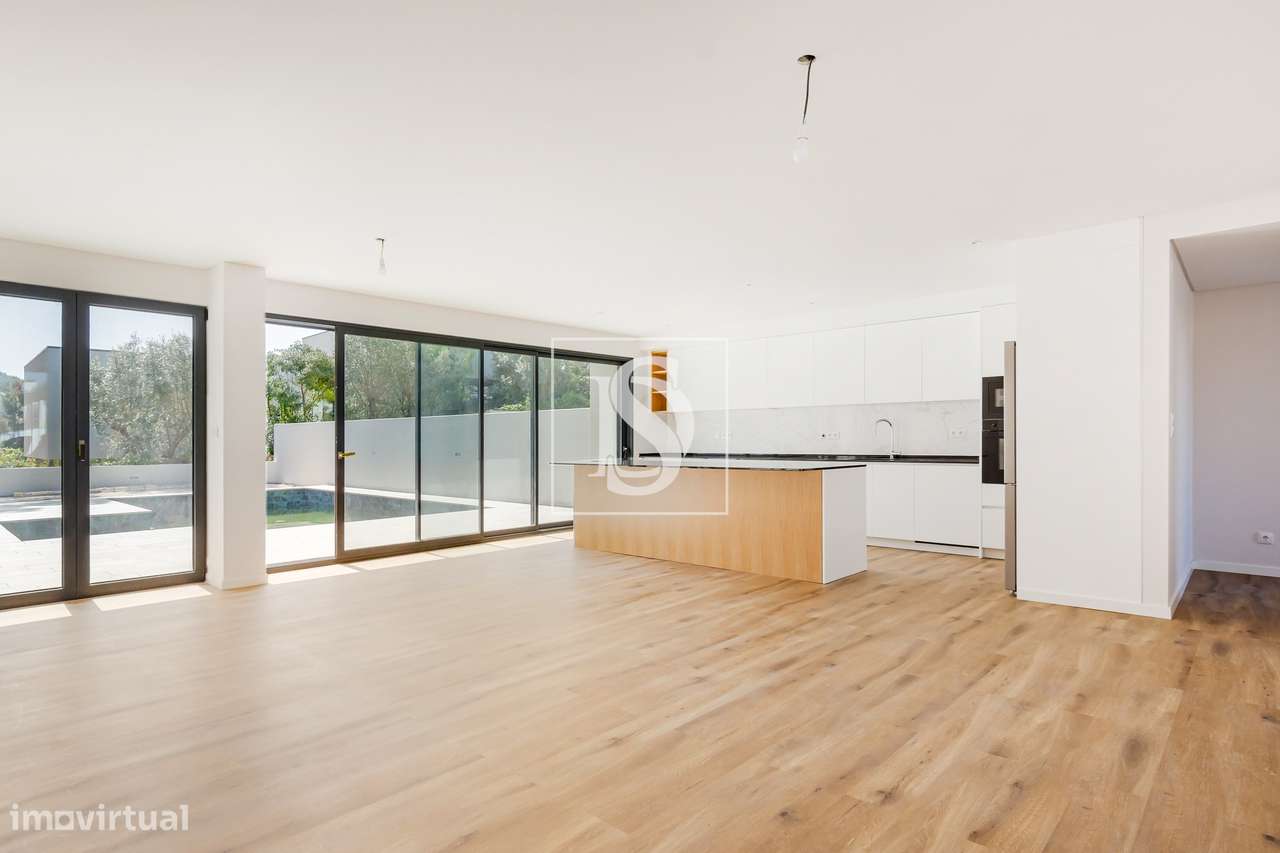 Viva o Conforto e a Elegância num Refúgio Exclusivo em Leceia - Grande imagem: 4/30