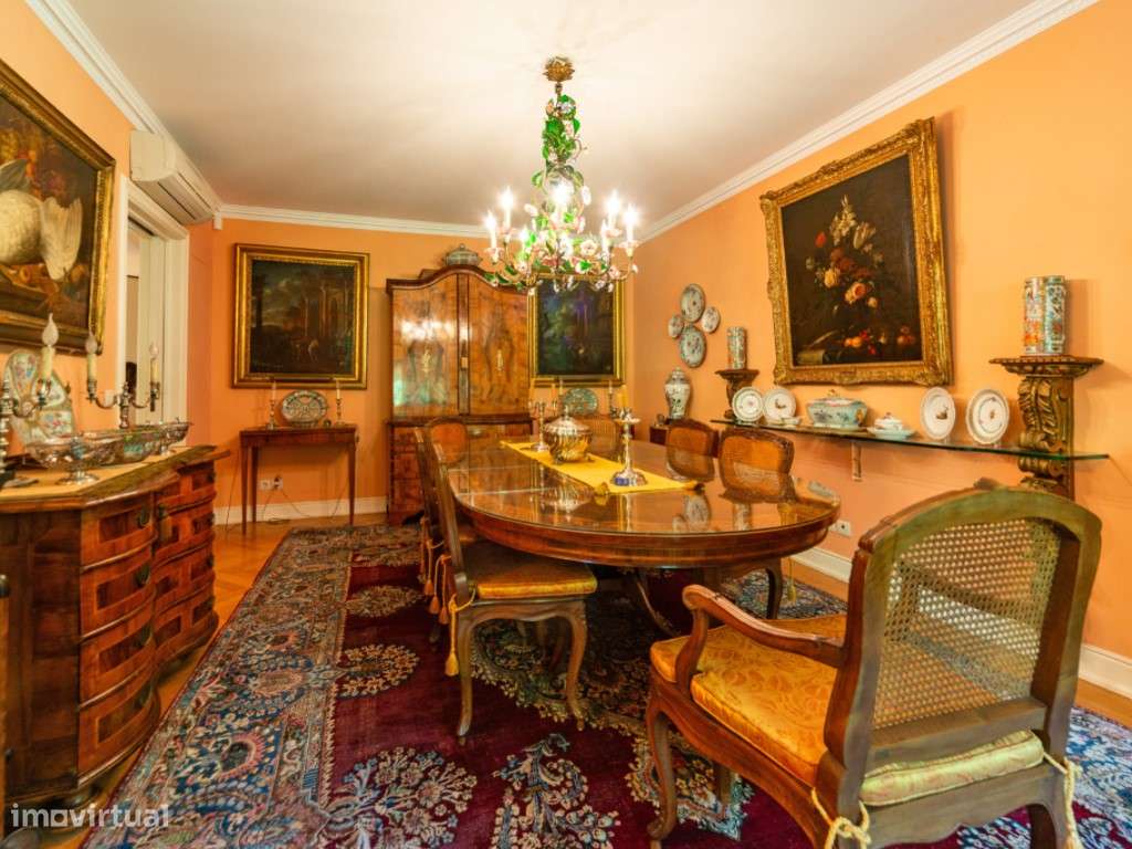 Apartamento T4 +1 em condomínio com estacionamento e arrecadação in... - Grande imagem: 4/42