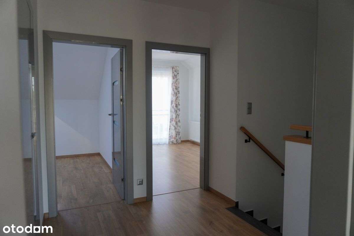 Bliźniak z ogródkiem w pobliżu Wieliczki-6