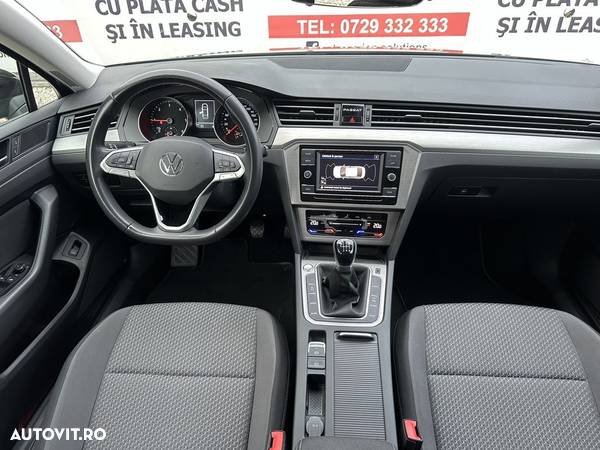 Volkswagen Passat 2.0 TDI Comfortline - 28