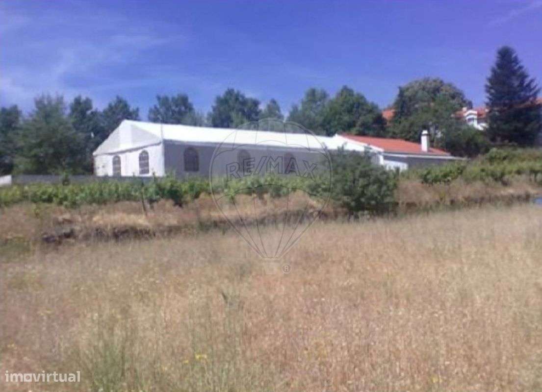 Moradia T10 para venda-11