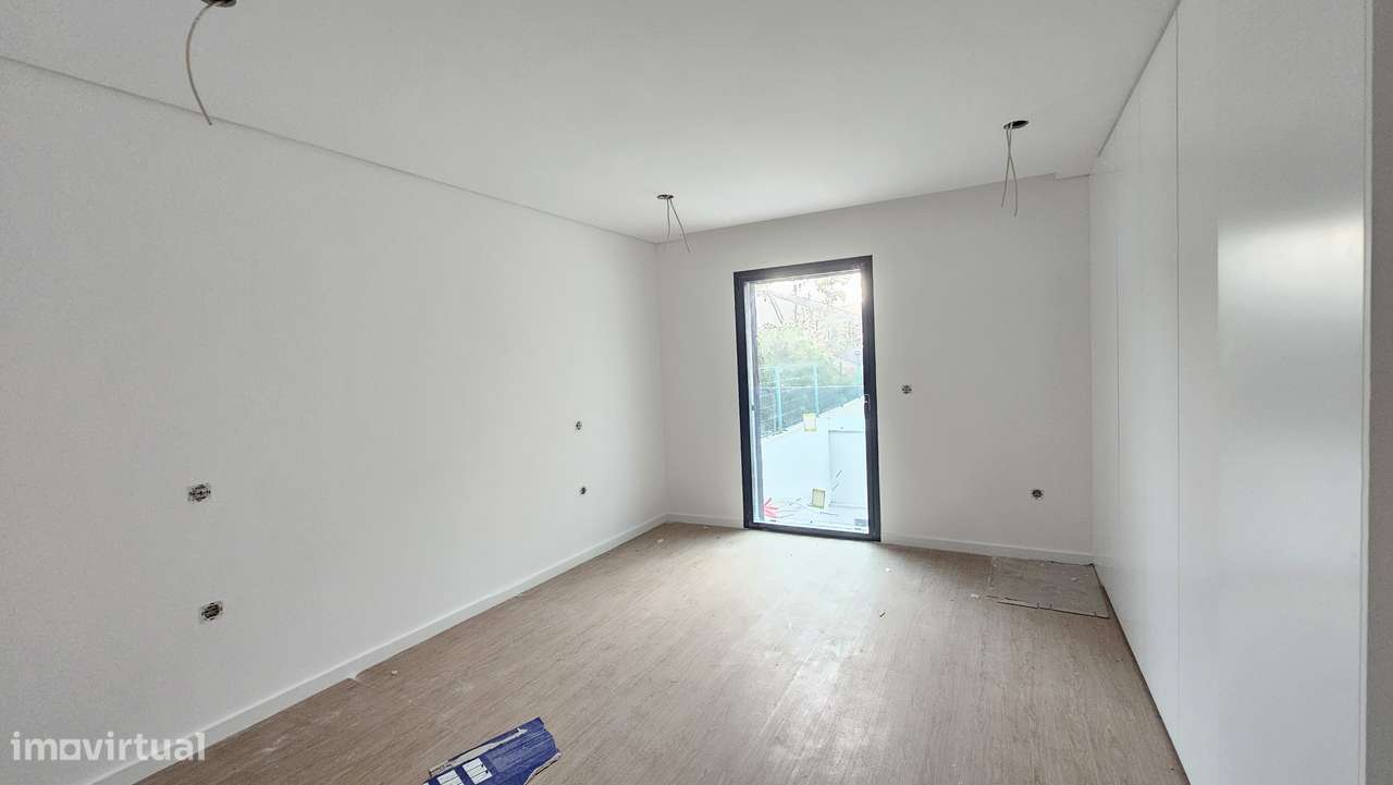 T2 +1 | 1 Lugar de Garagem - Grande imagem: 3/15