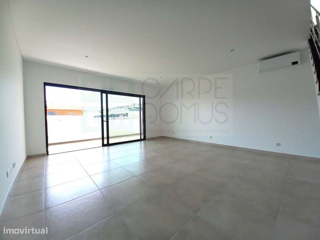 Apartamento T4 novo com 154,03m2, terraços no topo, garagem para 3 ... - Grande imagem: 5/28