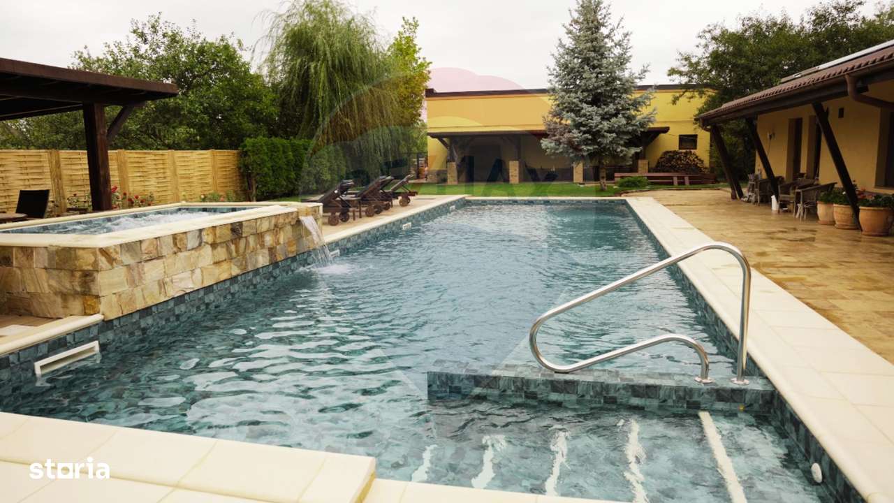 Oferta de sarbatori, discount 10% - Vilă cu parc, piscină și foișor - Imagine principală: 5/20