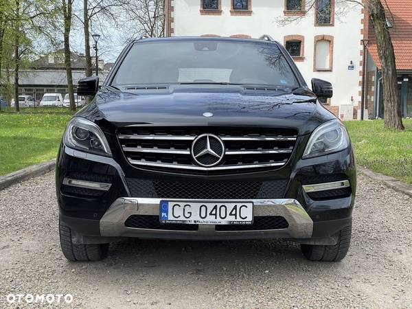 Mercedes-Benz ML 350 BlueEff 4-Matic - 4