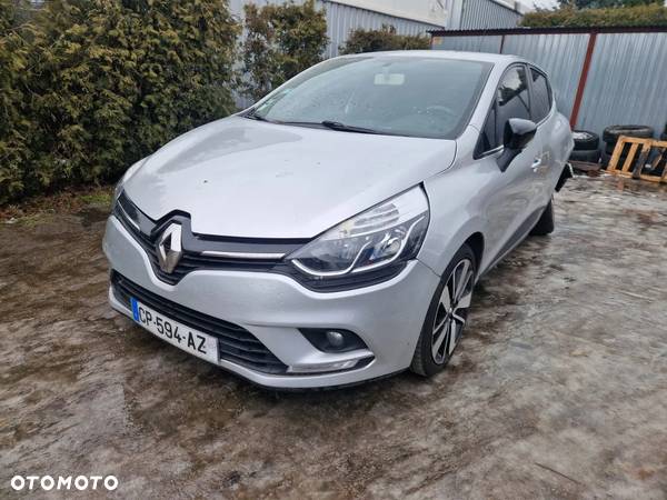 Renault Clio 1.5 dCi Alize - 8