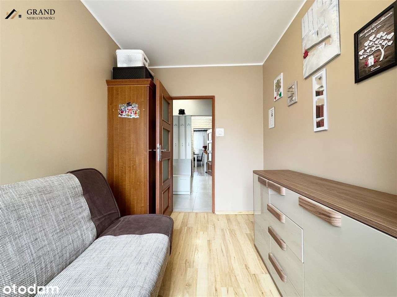 Mieszkanie 3 pokojowe- os. Bukowe-12