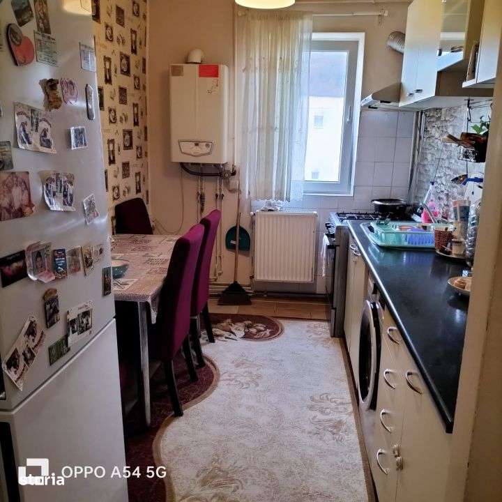 Apartament 2 camere Semidecomandat Noua - Imagine principală: 3/8