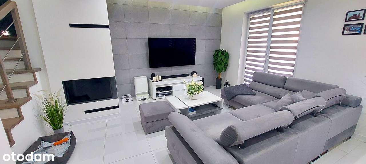 Dom na sprzedaż - Halemba  - Cena do negocjacji-2