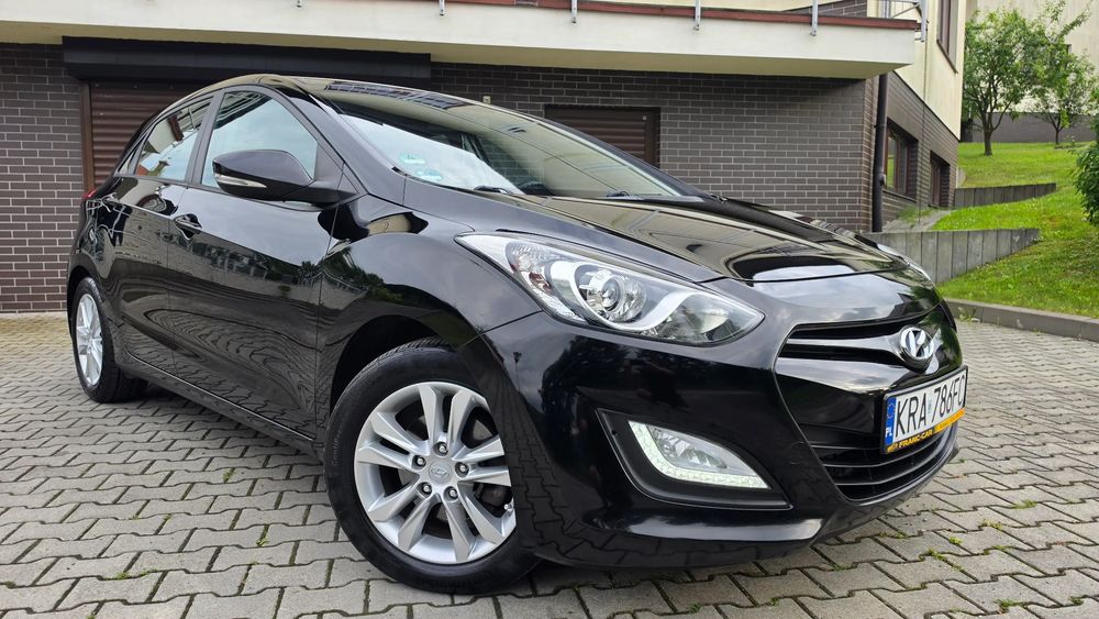 Hyundai i30 II (2012-2017) 1.4 Fifa World Cup Edition 2014