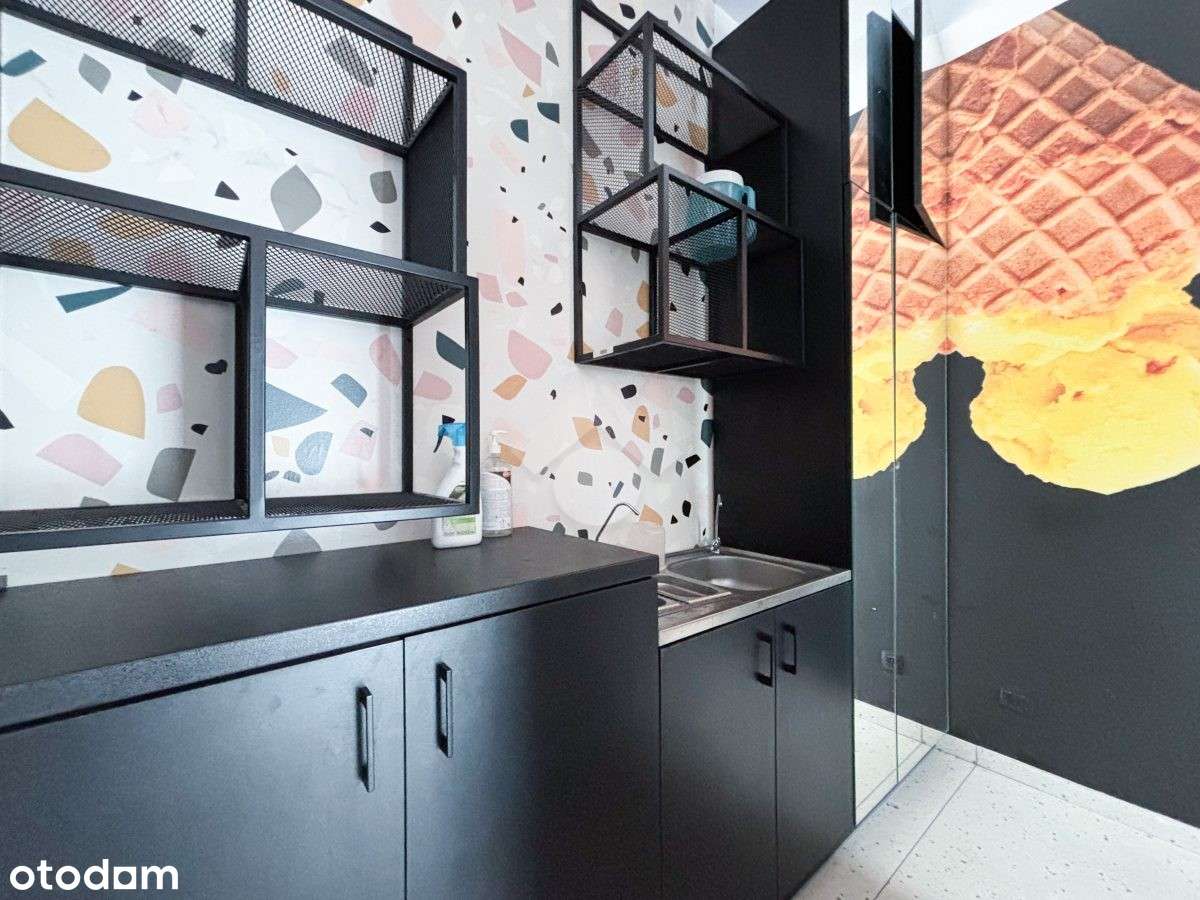 Lokal usłygowy - Kiosk/Pawilon - Ruczaj 11 m2-4