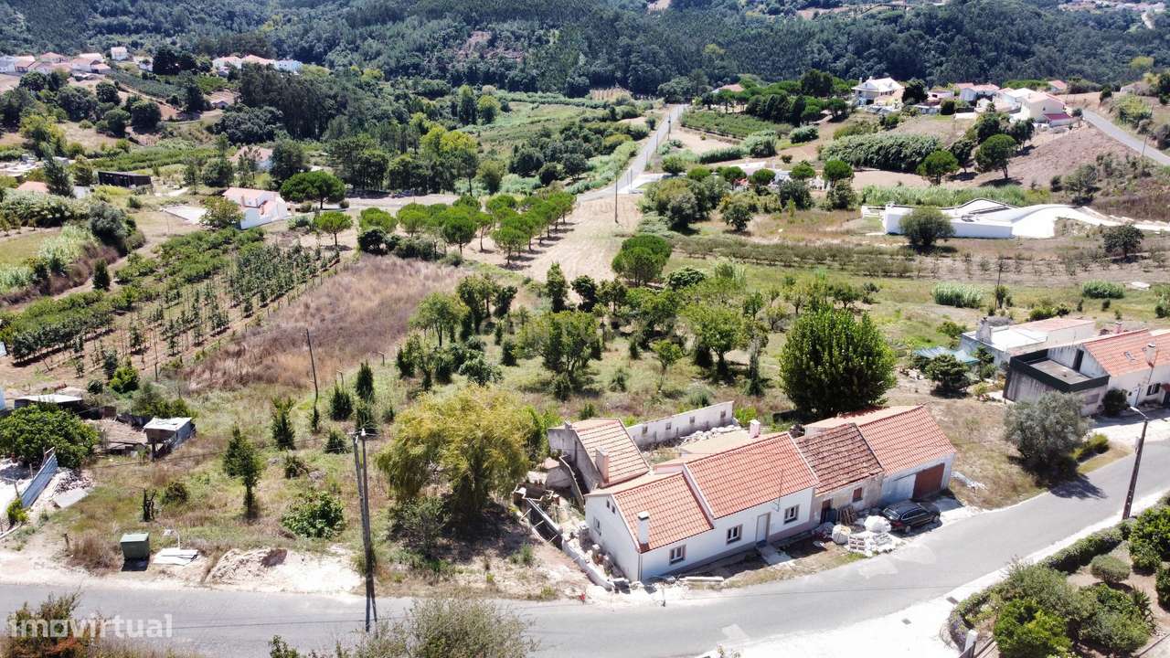 Terreno Urbano à Venda em Peso, Caldas da Rainha - Grande imagem: 4/9