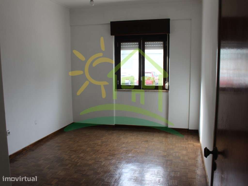 T1 Olival Basto a 10 minutos a pé do metro - Sr. Roubado-19