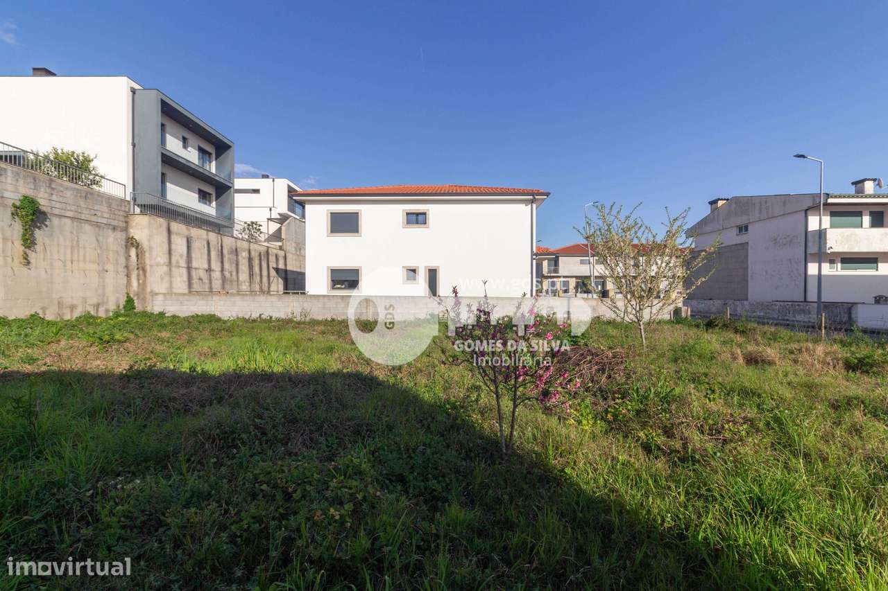 Lote de Terreno para Construção | Caires, Amares - Grande imagem: 5/12