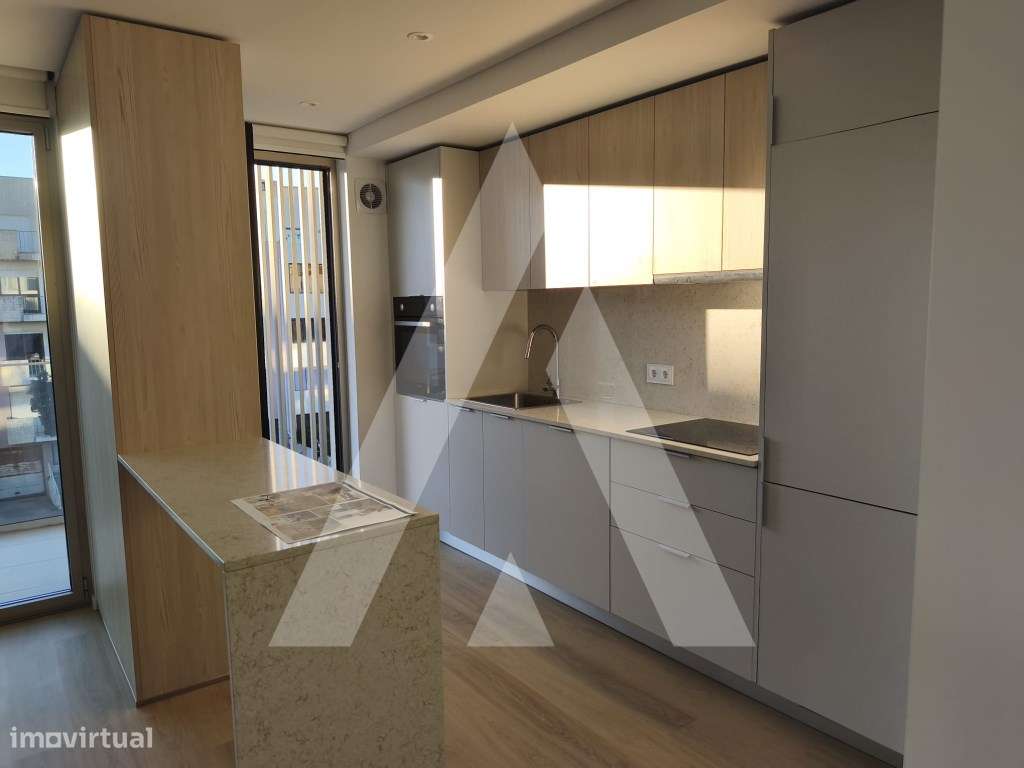 Apartamento T2 novo - Praia da Barra.-3