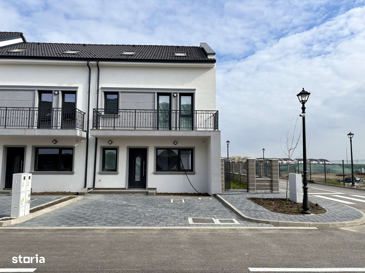 Dezvoltator| curte 80 mp| 4 camere | 126 mp utili | Cartier Privat-2