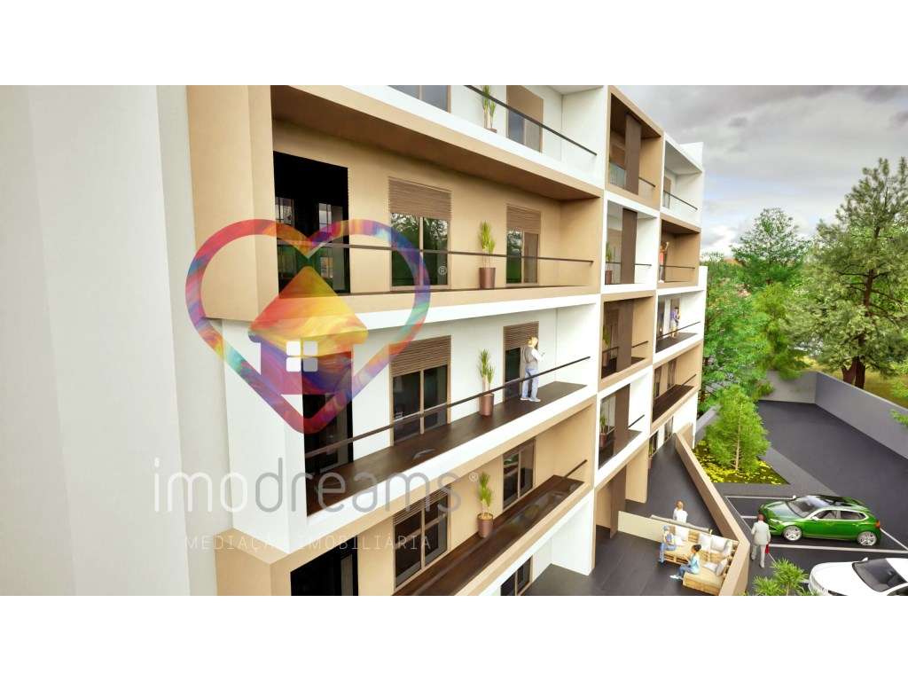 Apartamento T3 c/ Varanda em Oliveira de Azeméis, Aveiro-12