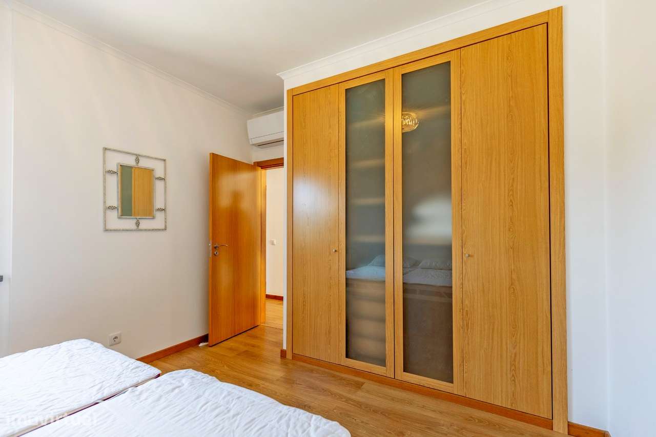 Moradia T3 piscina terraço vista mar e vila de Sesimbra-19