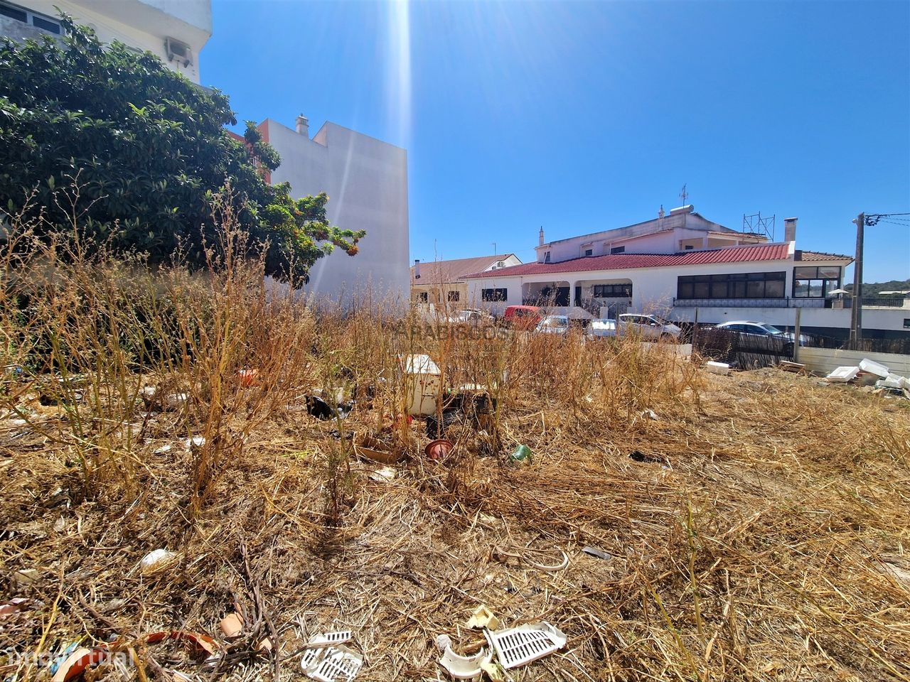 Terreno Urbano - Construção Edifício 3 Pisos - Companheira - Portimão