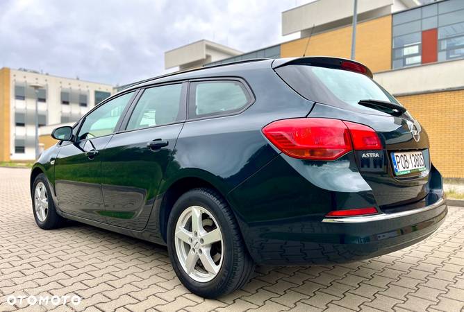 Opel Astra IV 1.6 Active - 32