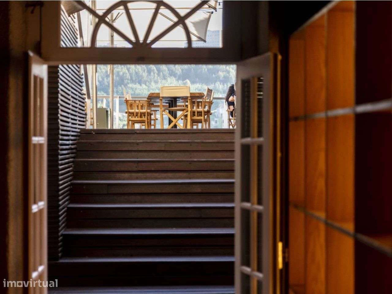 Trespasse na Foz do Douro, Cais das Pedras, Porto - Grande imagem: 4/12