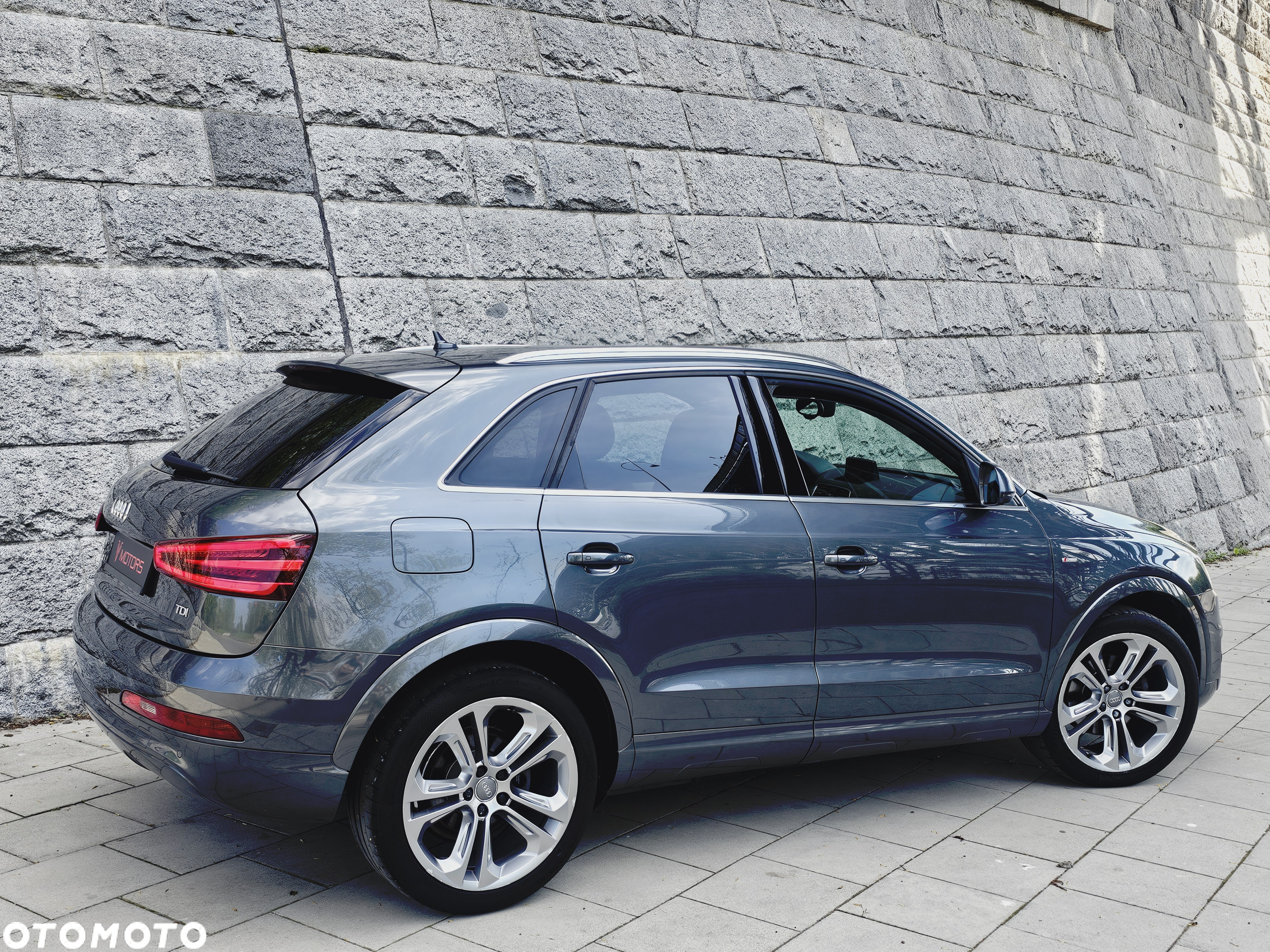 Audi Q3 2.0 TDI Edycja Specjalna - 8