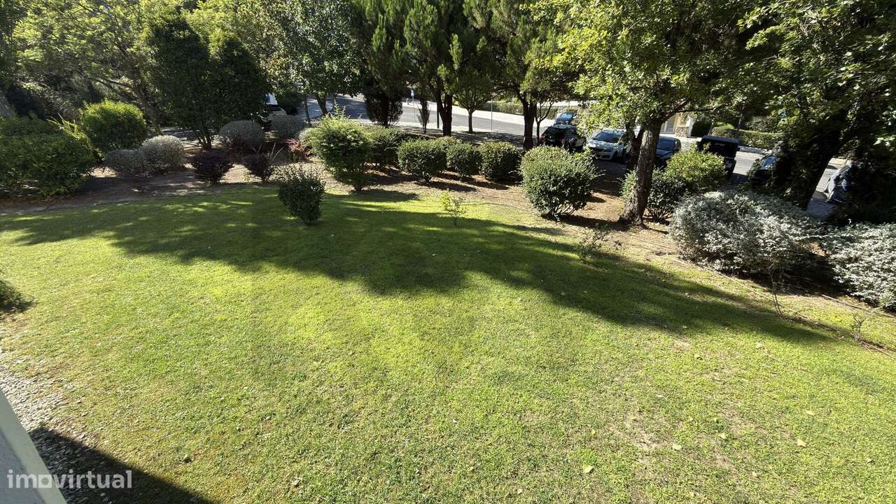 Apartamento T3 Condominio com piscina Belas Clube Campo-37