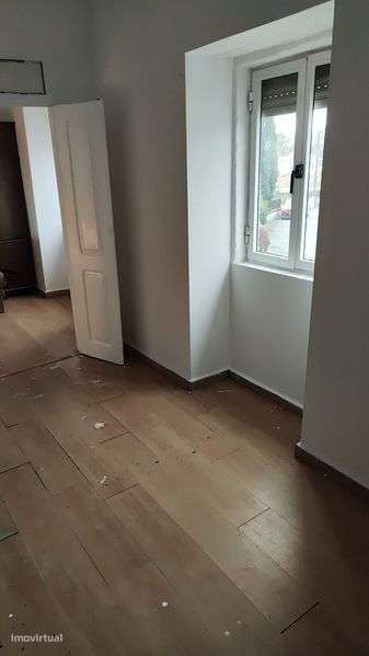 Alugo casa tipo t3 - Grande imagem: 4/12