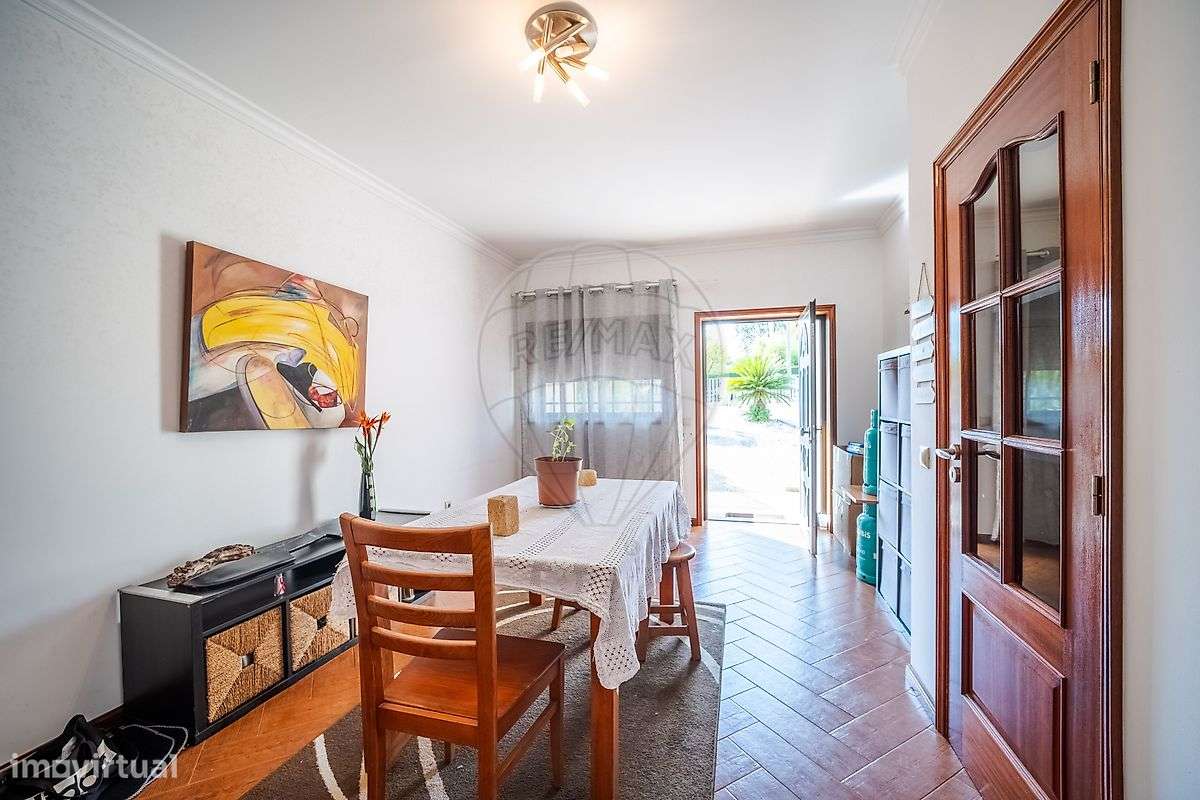 Moradia T2 para venda-4