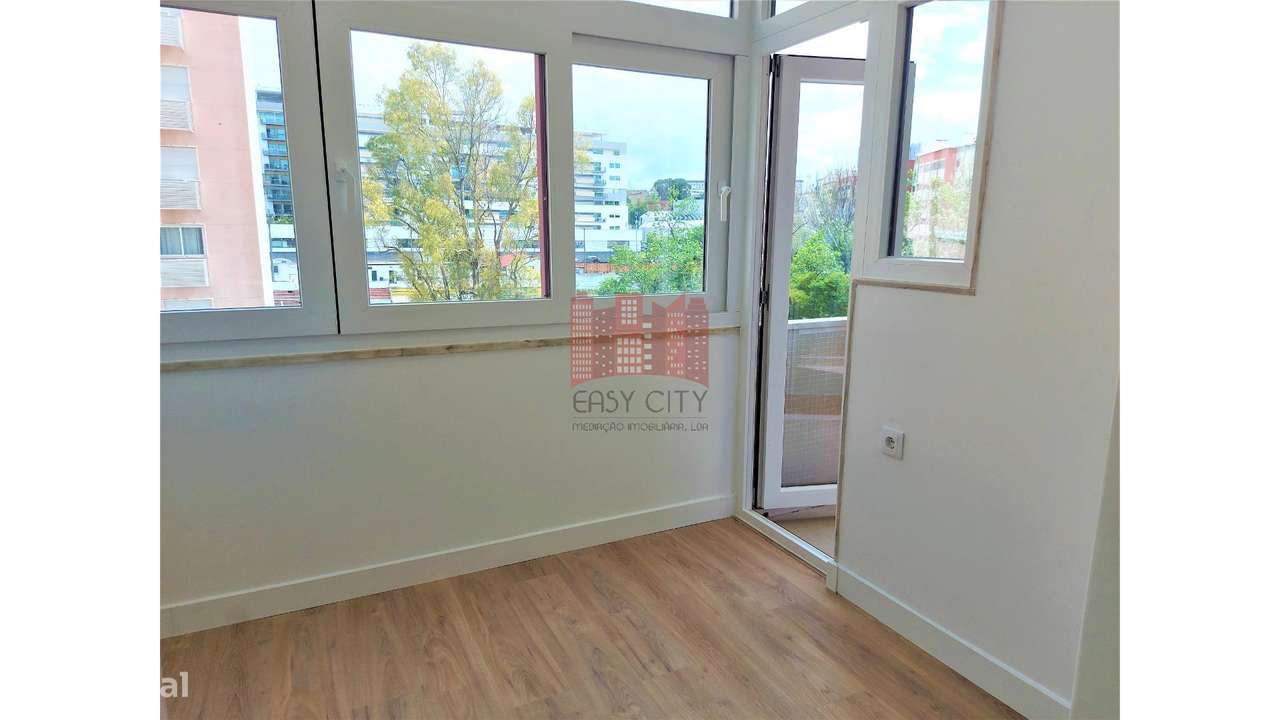 Apartamento T3 em Laranjeiras-15