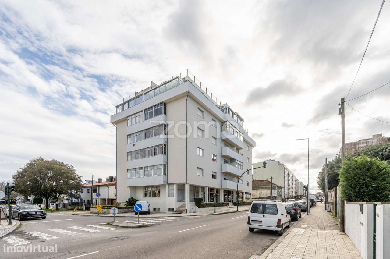 Apartamento T2 Duplex - Leça do Balio - Grande imagem: 4/34