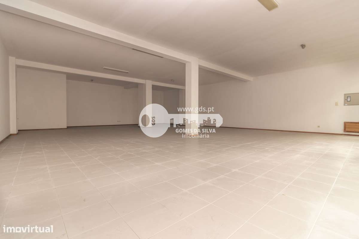 Loja Nunca Utilizada com 135m² na Praceta das Amoreiras – Braga - Grande imagem: 2/11
