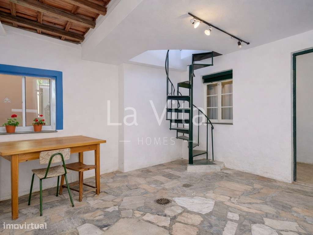 Moradia T3 a 700 metros da praia em Cascais.-8