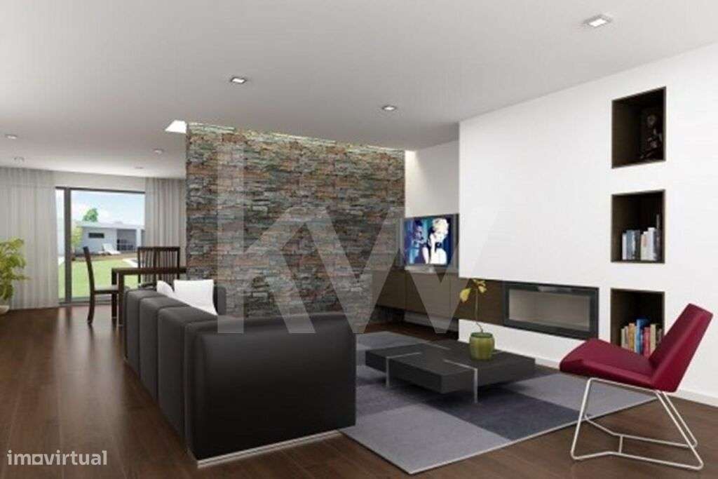 Moradia Geminada T4 em Corroios - Grande imagem: 2/44