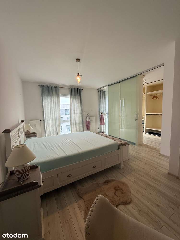 Stylowe mieszkanie z tarasem w centrum miasta-9