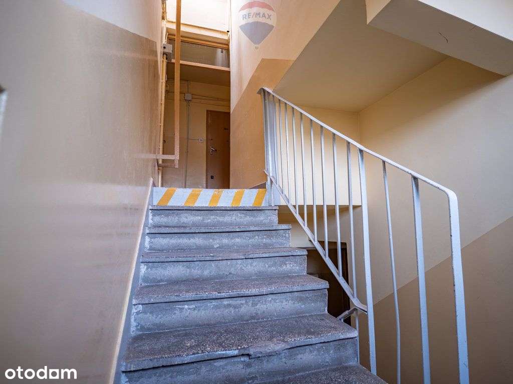 kawalerka do remontu w doskonałej lokalizacji - Pełny obrazek: 5/20