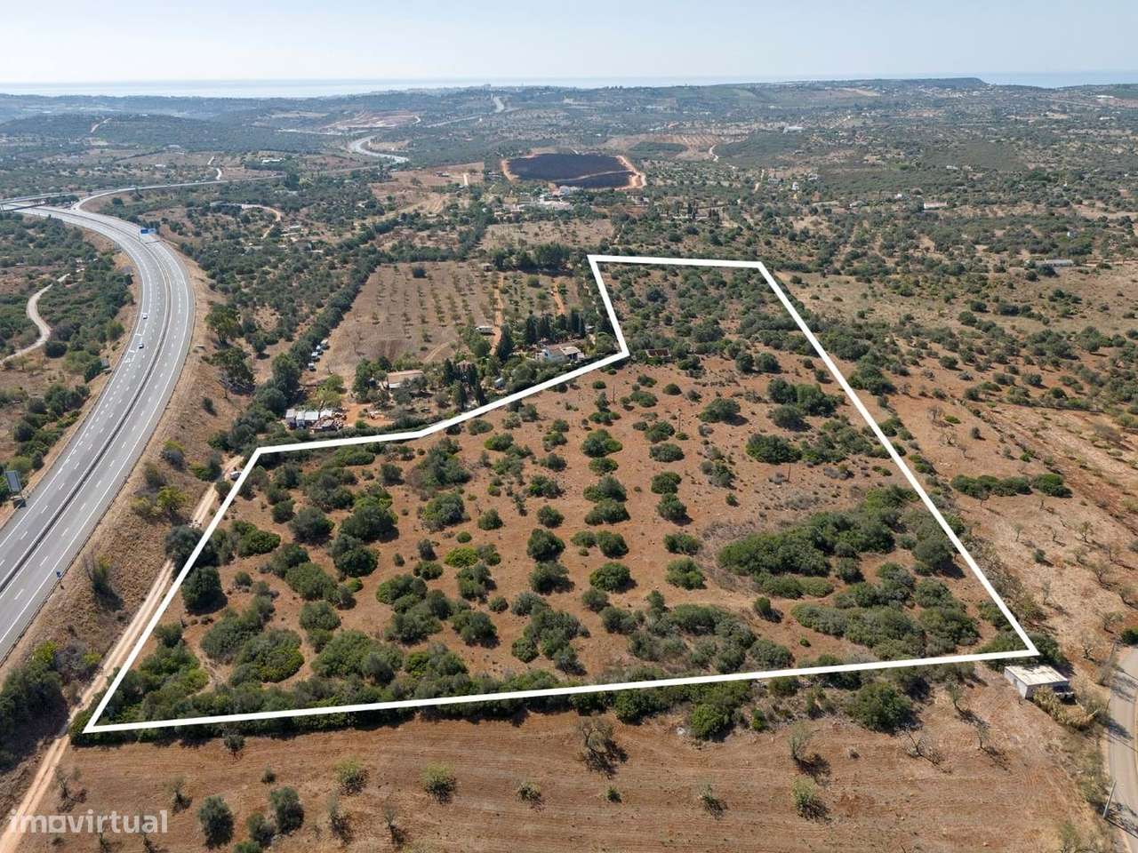 GRANDE TERRENO COM RUINA PARA VENDA EM LAGOS - Grande imagem: 5/9