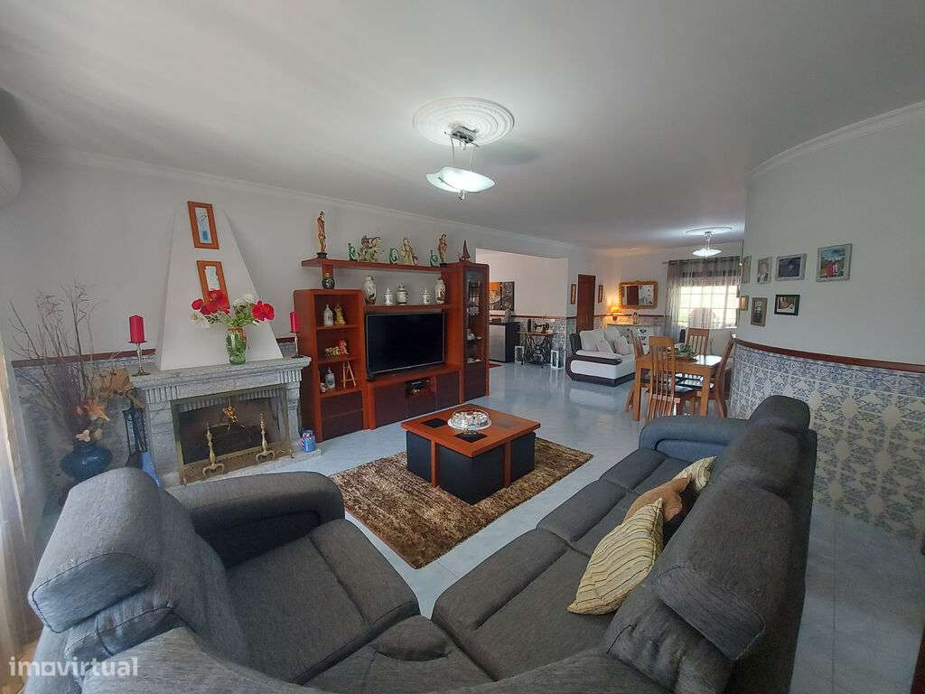 Moradia T5 com garagem, terreno e furo de água, Côja. - Grande imagem: 4/38