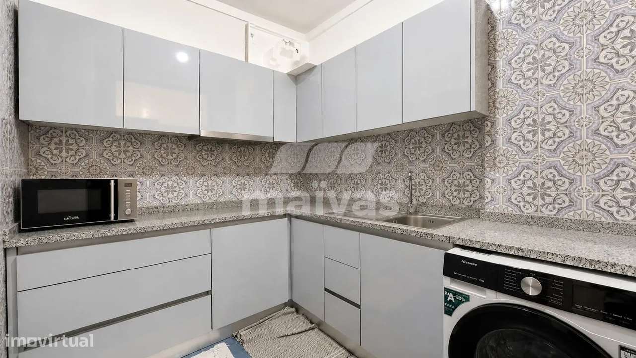 Apartamento T1 - Rua Santa Catarina, Porto-9