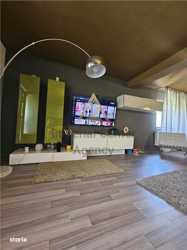 CASA DE VANZARE  IN SLANIC MOLDOVA-6