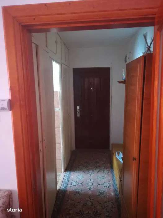 Apartament 2 camere – Mic.16, Piata Rodului, etaj 3/4,  69 mp - Imagine principală: 4/7
